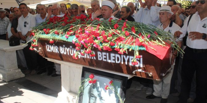 Usta yazar İzgü son yolculuğuna uğurlandı