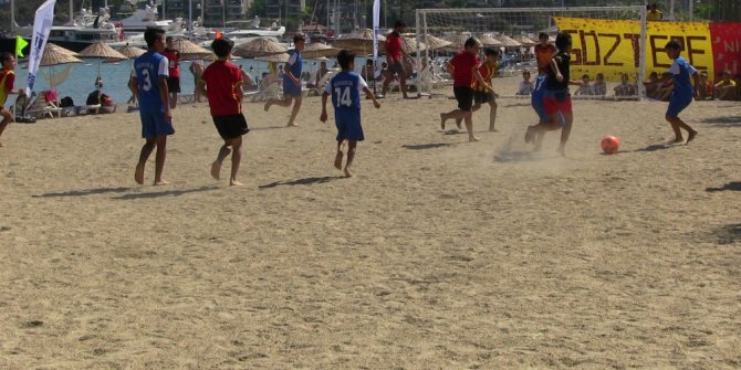 Çocuklar Plaj Futbol Turnuvası, Türkiye’de ilk kez Bodrum’da düzenlendi