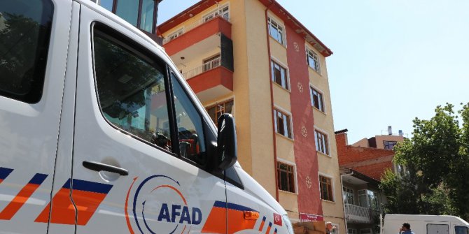 Konya’da 5 katlı bina çökme riski nedeniyle boşaltıldı