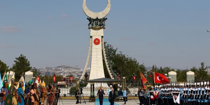 Cumhurbaşkanı Erdoğan, Filistin Devlet Başkanı Abbas’ı resmi törenle karşıladı