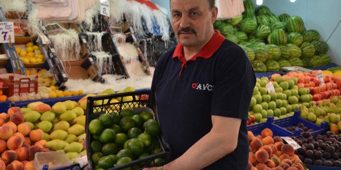 Bayram öncesi pazarda fiyatlar normal