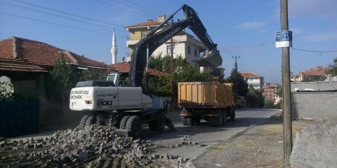 Sungurlu’da Yol Çalışmaları