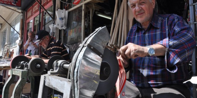 Bıçakçılarda bayram yoğunluğu