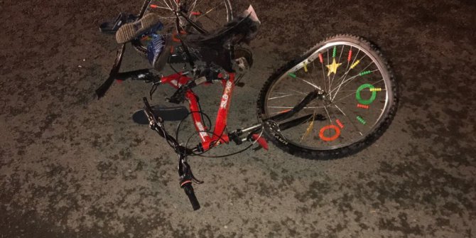 Otomobil bisiklete çarptı: 1 ölü, 1 yaralı