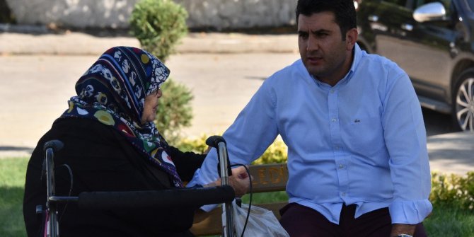 Başkan Uğurlu, bayram tatilinde mahalle mahalle geziyor