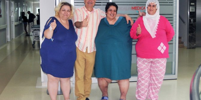 Toplam 500 kiloluk hastalar aynı gün ameliyat oldu