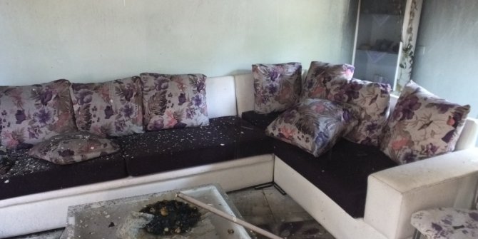 Burhaniye’de ev yandı, mahsur kalan çocukları köylüler kurtardı