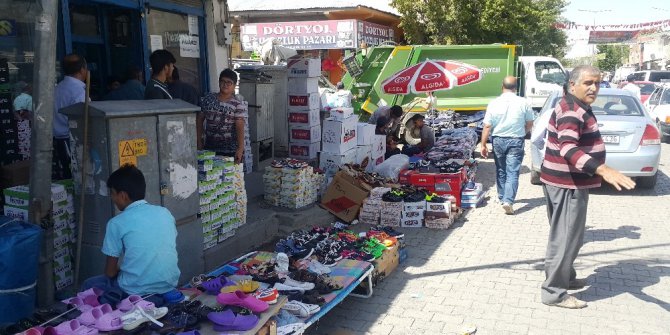 Bayram esnafın yüzünü güldürdü