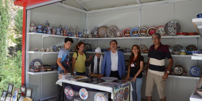 Darende Belediyesinden çini seramik sergisi