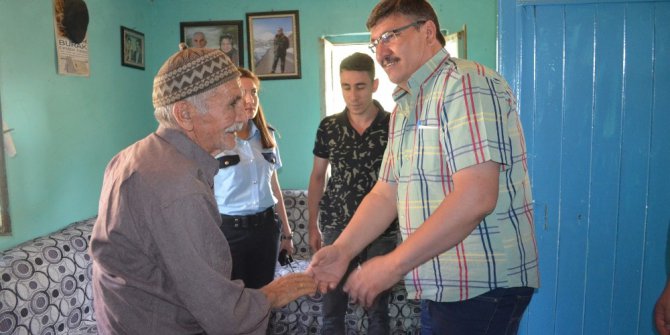 Kula Emniyeti şehit ailesini unutmadı