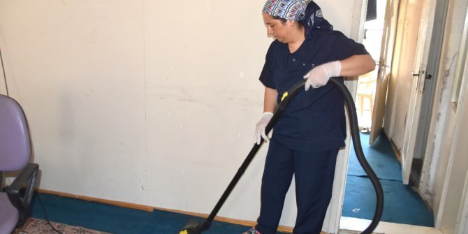 Salihli’de ihtiyaç sahiplerine bayram temizliği