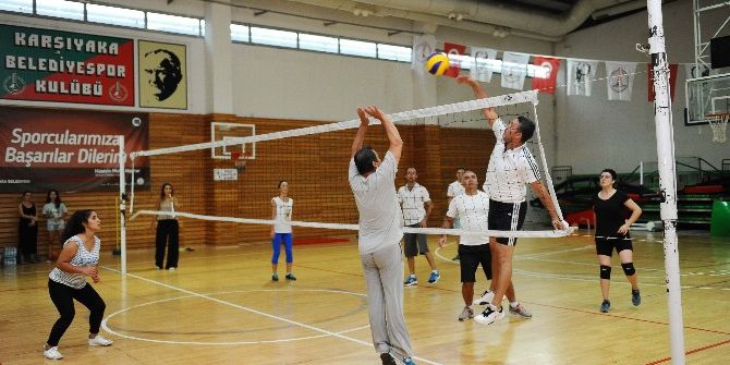 Karşıyakalı Çalışanlar ‘Filede’ Buluştu