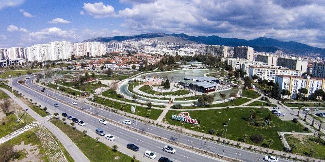 Karşıyaka’ya ‘Aktif Şehir’ Ödülü