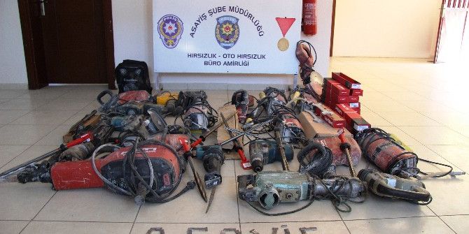 Çalıştıkları İş Yerini Soyan Dayı-yeğen Yakalandı