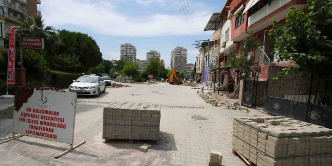 Bayraklı’da kilit parke seferberliği