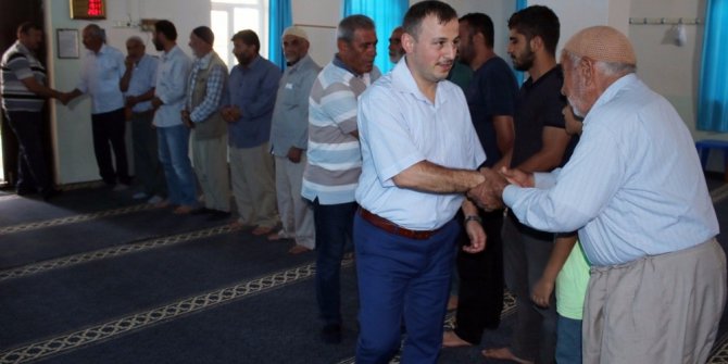 Kaymakam Perçi kazada hayatını kaybedenlerin yakınlarını ziyaret etti