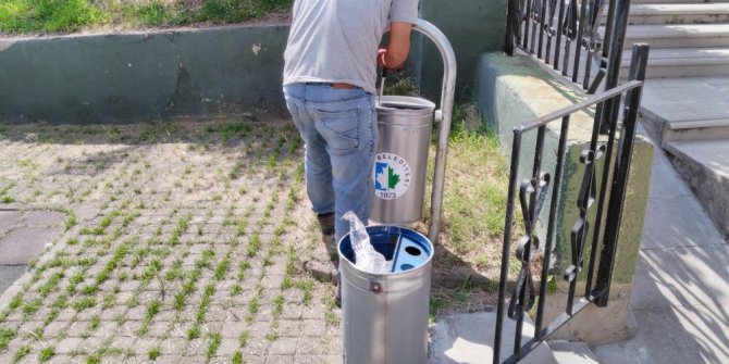 İzmit’in parkları bayrama hazırlandı