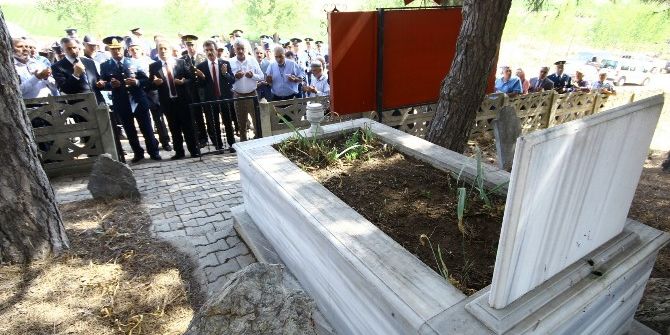 Çanakkale Kahramanı Kabri Başında Anıldı