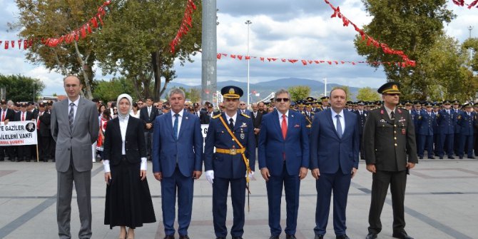 Bandırma’da 30 Ağustos kutlamaları