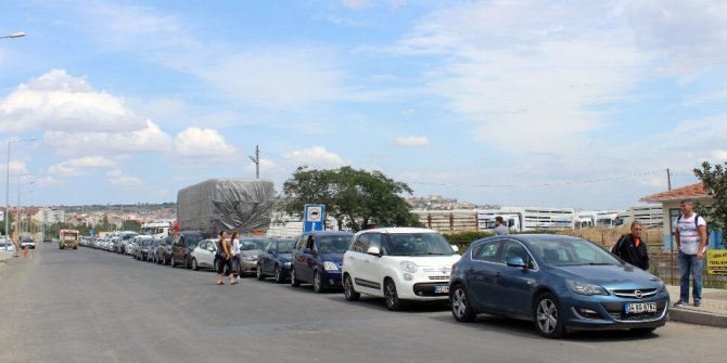 Tekirdağ’da tatilci kuyruğu