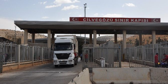 Bm’nin Yardım Konvoyunun Suriye’ye Gidişi Askıya Alındı