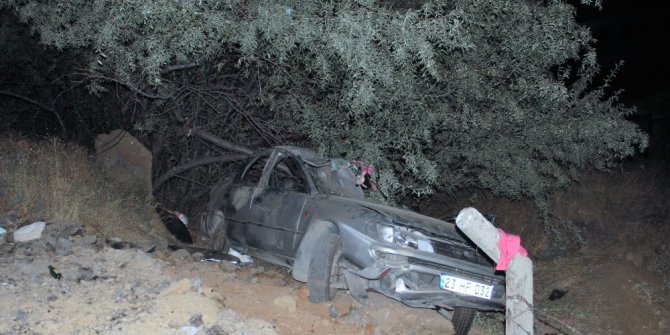 Elazığ’da feci kaza, baba ile 1 yaşındaki oğlu öldü