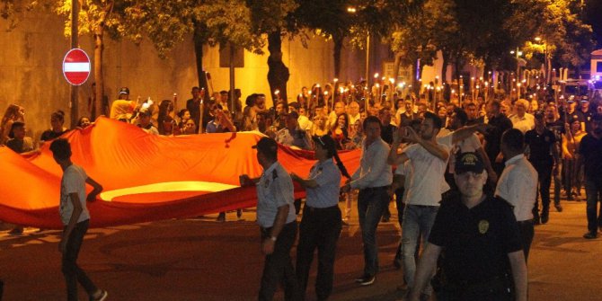 30 Ağustos Zafer Bayramı’nda fener alayı düzenlendi