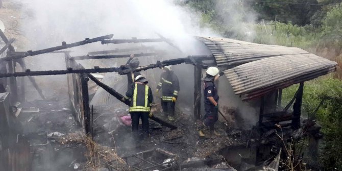 Samsun’da ahşap ev yangını