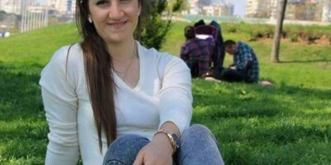 Kolon Kanserine Yakalanan Kız Kardeşi İçin Destek İstedi