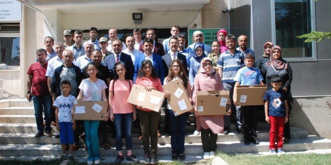 Milletvekili Boyraz’dan TEOG’da dereceye giren öğrencilere ödül