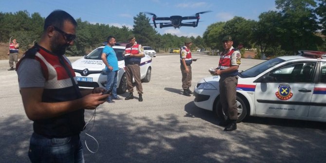 Eskişehir’de jandarma havadan trafik kontrolü yapmaya başladı