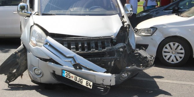 Şanlıurfa’da zincirleme kaza : 2 yaralı