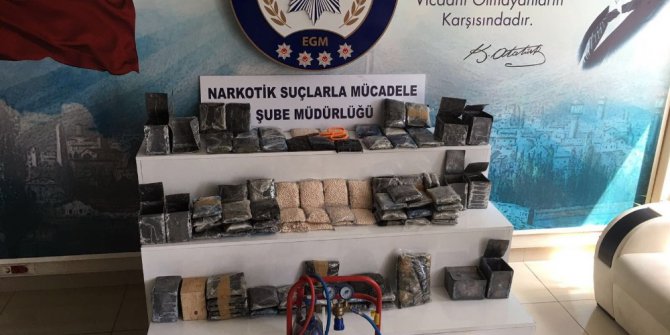 Salça kutularından uyuşturucu hap çıktı