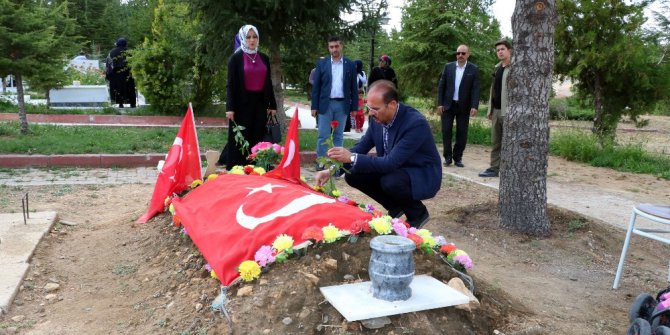 Yozgat’ta şehitlikte hüzünlü arife