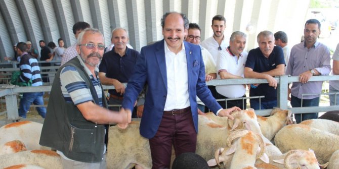 Başkan Demiraslan gönülleri aldı