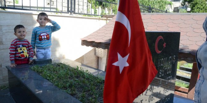 Zonguldak’ta Arife Günü mezarlıklara ziyaretçi akını