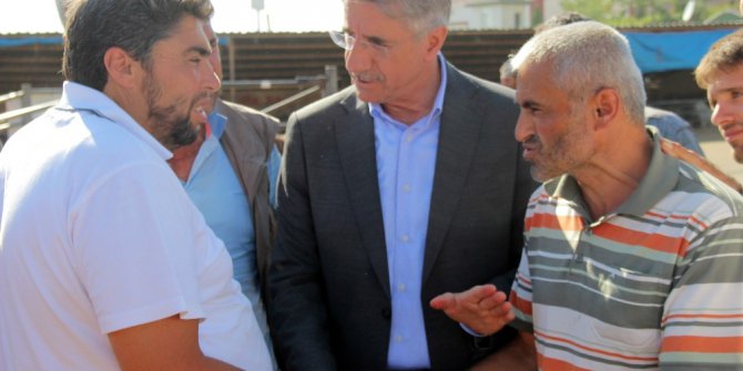 Kurban pazarında son gün yoğunluğu