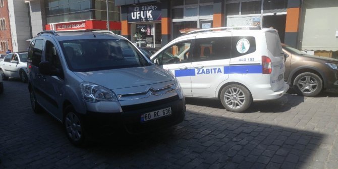 Reşadiye’de zabıta ekiplerinden trafik denetimi