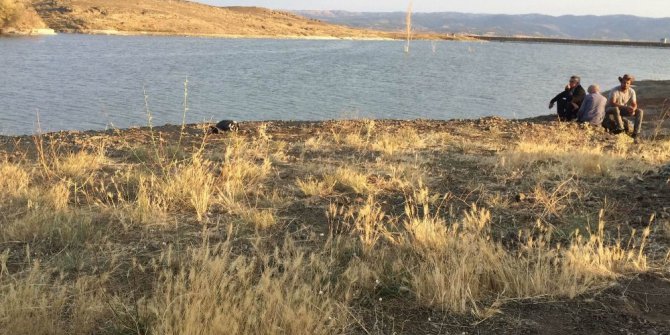 Kayıp kadının gölette cesedi bulundu
