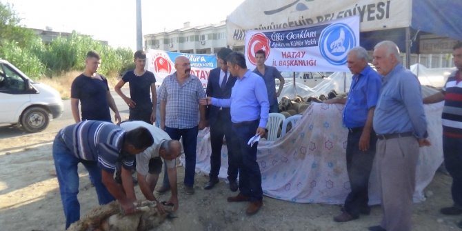 Hatay’da ihtiyaç sahiplerine kurban eti
