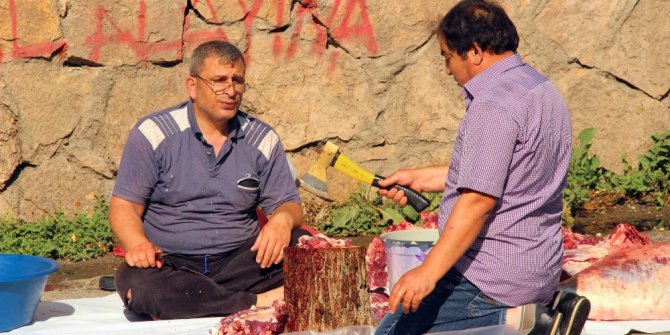 Sivas’ta kurbanlar kesildi