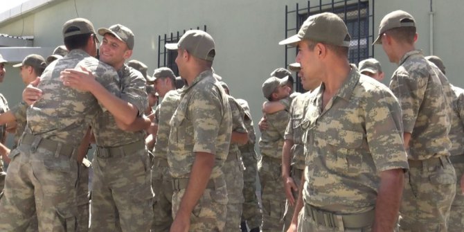 Eller tetikte, gözler sınırda