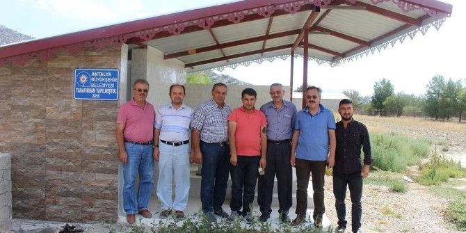 Mezarlık Ve Şadırvan Tadilatları Devam Ediyor