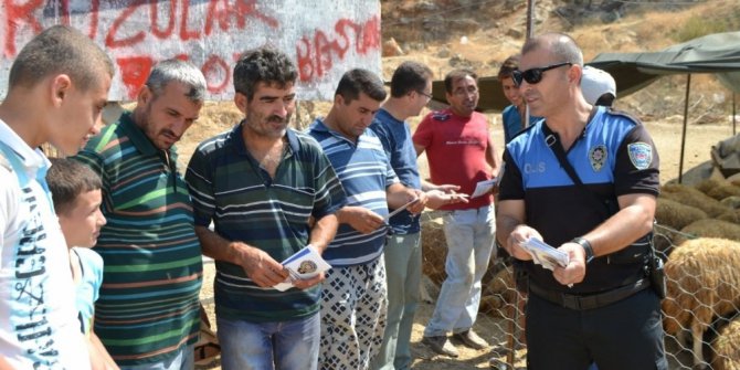 Bozyazı’da polis sahte para uyarısı yaptı