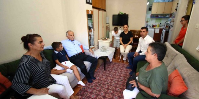 Bayraklı’da gelenek sürdü