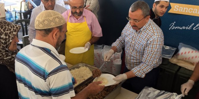 Sancaktepeliler kurbanlarını sağlıklı ortamda kesiyor