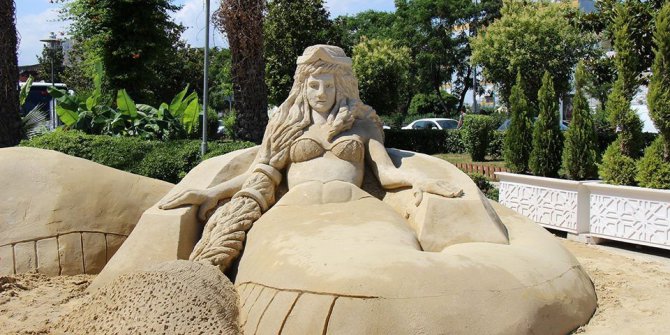 Kum Heykel Festivali, sona erdi