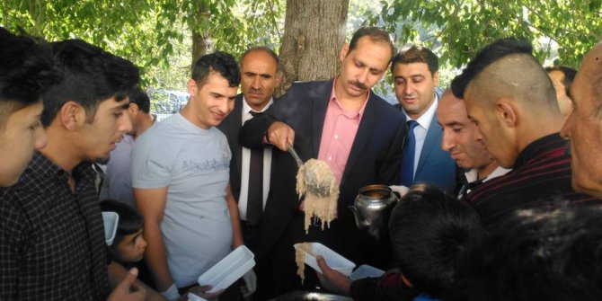 Bahçesaray’da bayramlaşma