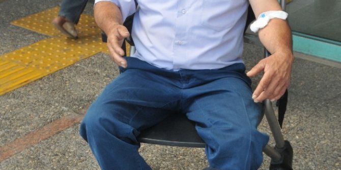 Bıçak yarası sandı, kurşun çıktı