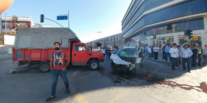 Başakşehir’de trafik kazası: 1 yaralı